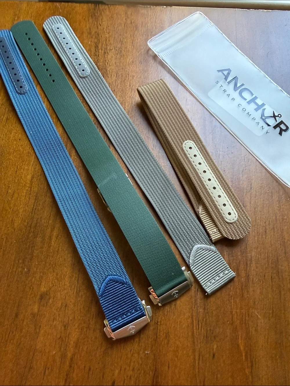 Anchor monopass straps- set of 4 with 2 stainless deployant clasps